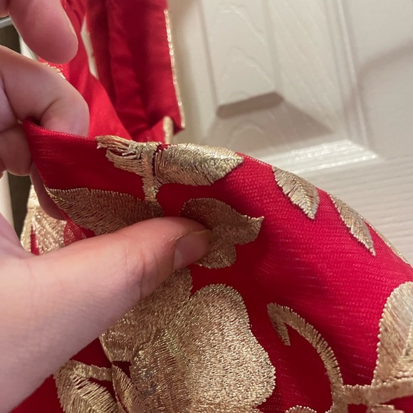 NWT Fifteen Roses Davids Bridal Off-the-Shoulder Mini A-Line Red Gold Size 20 - Picture 10 of 13